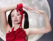 Jennie (BLACKPINK) - Ngôi sao lên bìa Vogue nhiều nhất năm 2023