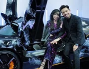 Năm khó khăn nhưng nhiều đại gia mạnh tay sắm xe khủng: Minh Nhựa mua McLaren trăm tỷ, Hoàng Kim Khánh lấy liền vài xe