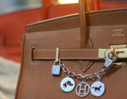 Những món phụ kiện Hermès "nhấn nhá" chiếc túi Birkin của bạn