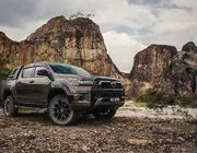 Toyota Hilux 2023 cập bến Việt Nam - Đạt chuẩn Euro 5