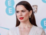 Mỹ nhân Marvel diện đầm Công Trí ở BAFTA