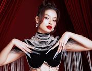 Gu mặc gợi cảm khi mang bầu của Phương Trinh Jolie