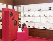 BST FERRAGAMO XUÂN-HÈ 2023 CỦA TÂN GIÁM ĐỐC SÁNG TẠO ĐÃ CÓ MẶT TẠI VIỆT NAM