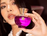 Versace Dylan Purple – Tô điểm chút hương cho bữa tiệc hè sôi động