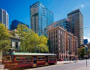 Nghỉ dưỡng cao cấp ngay khu Paris End tại khách sạn Sheraton Melbourne