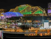 Ngắm nhìn cảng biển sầm uất từ khách sạn Novotel Sydney on Darling Harbour