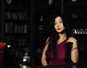 Ca sĩ Khánh Loan tại Paris lưu giữ những khoảnh khắc xinh đẹp
