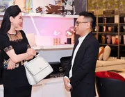 Doanh nhân Thuỷ Tiên quý phái trong đêm tiệc ánh sáng Barovier & Toso