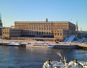 Tham quan Cung điện Hoàng gia Stockholm Thụy Điển lâu đời nhất châu Âu