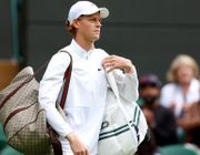 Các thương hiệu xa xỉ hướng đến “miếng bánh” lợi nhuận trên sân tennis