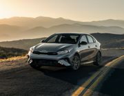 Kia Forte mới giá từ 21.000 USD