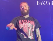 Post Malone diện áo in hình BLACKPINK trong concert tại Seoul