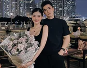 Sau 2 năm chia tay, Ngọc Trinh công khai tình tứ bên bạn trai ngay trước thềm năm mới