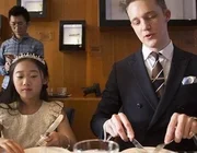 Sau khi tốt nghiệp Harvard, tôi làm gia sư ở khu thượng lưu: Phát hiện sự thật về cách nuôi dạy con của người giàu