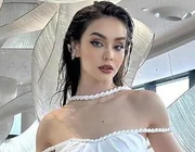 Công sức của chị đẹp MLee đổ sông, đổ biển