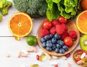 Uống vitamin C cùng thứ này giúp tổng hợp collagen gấp nhiều lần, chị em không biết để làm đẹp đón Tết quả là đáng tiếc