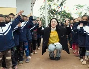 Châu Bùi và hoạt động thu gom quần áo cũ, lan tỏa yêu thương