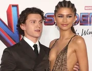 “Người Nhện” Tom Holland - Zendaya chia tay ngay đầu năm vì 1 động thái phũ phàng của đàng gái?