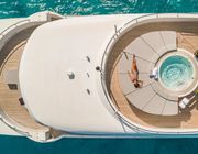 Siêu du thuyền Big Sky 48m từ Oceanfast - Di sản của một thời đại hoàng kim
