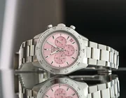 Cùng đồng hồ Zenith Chronomaster Sport Pink hành động chống ung thư vú