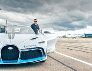 Steve Jenny - Kẻ viết giấy khai sinh những cỗ máy mang tên Bugatti