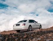 Cảm giác của bạn sẽ như thế nào khi lần đầu cầm lái một chiếc Rolls-Royce?