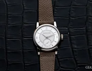 Cận cảnh đồng hồ Philippe Dufour Simplicity 34mm Vàng trắng