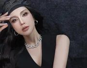 Diệp Lâm Anh ra mắt ca khúc “Thế gian muôn màu”