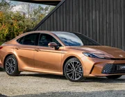 Toyota Camry hoàn toàn mới ra mắt tại Thái Lan, sắp cập bến Việt Nam