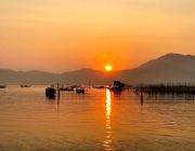 Thả hồn vào ánh bình minh rực rỡ trên Phá Tam Giang - Đầm phá lớn nhất Đông Nam Á