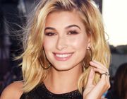 Vóc dáng Hailey Bieber sau khi sinh con