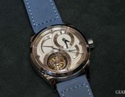 Cận cảnh đồng hồ Grönefeld Parallax Tourbillon 1912