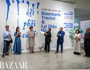 Những thân phận con người tại triển lãm của Rosemarie Trockel và Lại Diệu Hà