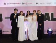 Trương Quỳnh Anh nhận giải thưởng Asia's Top Influencer
