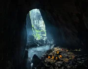 Ba bãi trại ấn tượng nhất thế giới trong tour Sơn Đoòng