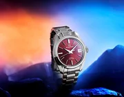 Grand Seiko SBGH327 giới hạn tái hiện biểu tượng thiên nhiên tuyệt sắc Phú Sĩ Đỏ
