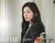Kim Ji Won gây sốc với tủ đồ tiền tỷ trong phim Queen of Tears