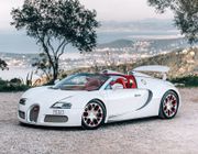 Siêu xe Bugatti Veyron phiên bản Rồng độc nhất thế giới giá hơn 1,7 triệu USD