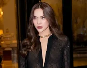 Hồ Ngọc Hà quyến rũ tại show Gucci với tư cách ‘bạn thân thương hiệu’