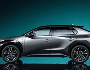 Xe ô tô điện Toyota bZ4X phiên bản 2024: Nhiều thay đổi mới cho trải nghiệm lái xe thoải mái