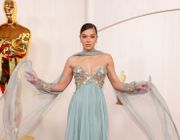 Trực tiếp thảm đỏ Oscar 2024: Zendaya chặt chém nàng “Juliet” bốc lửa, Ariana Grande chơi trội đối lập Margot Robbie