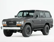Ngắm chiếc Land Cruiser độ theo phong cách Porsche 911