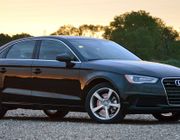 Mẫu xe Audi A3 2025 đổi mới thiết kế với đèn pha tùy chỉnh, Rivian ra mắt xe điện R3 và R3X