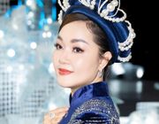 Hoa hậu Hoàng Thanh Nga rạng rỡ trình diễn áo dài tại Lễ Hội Áo Dài 2024