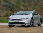 Xe ô tô điện Toyota Prius 2024: Ngoại hình đẹp với phong cách thể thao sang trọng