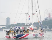 Mãn nhãn cảnh đoàn đua thuyền buồm Clipper Race diễu hành quanh vịnh Hạ Long