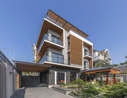 Biệt thự 400 m2, 11 tỷ đồng với ba phần tư diện tích làm sân vườn