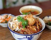 Michelin gợi ý 5 món 'không ăn, không về' khi đến Việt Nam