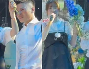 Hoà Minzy có hành động ghi điểm khi song ca với Quang Hải, không "quậy banh nóc" vì lí do này