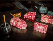 Bò Wagyu: 5 huyền thoại về món bít tết xa xỉ nhất thế giới